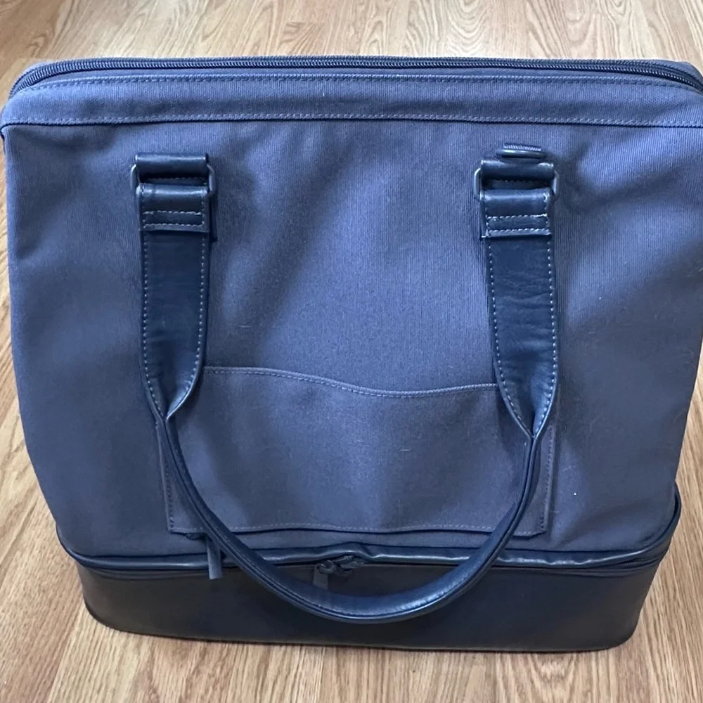 BEIS Midnight Blue Travel Bag - Picture 8 of 8